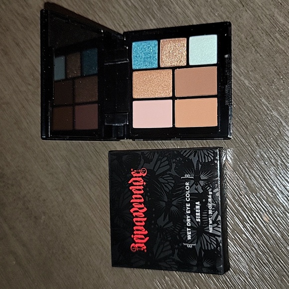 Reina Rebelde "Sirena" Wet Dry Eye Color - Picture 5 of 6